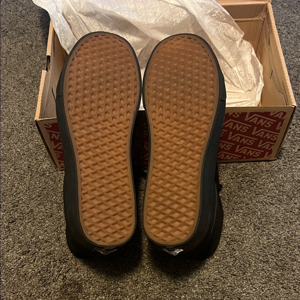 Vans Classic Black skate High-Tops - Picture 3 of 5